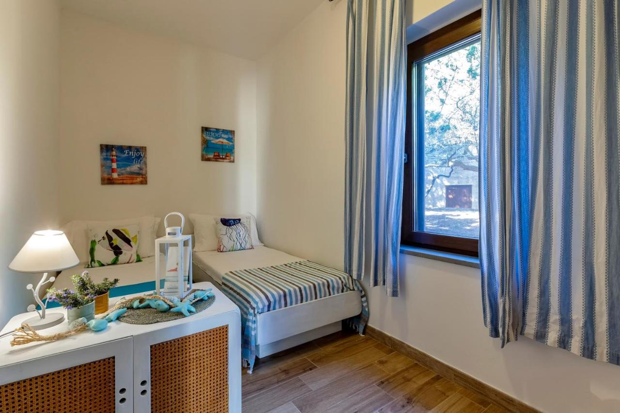 סטינטינו Sardinia Re - Villa Pelosa מראה חיצוני תמונה